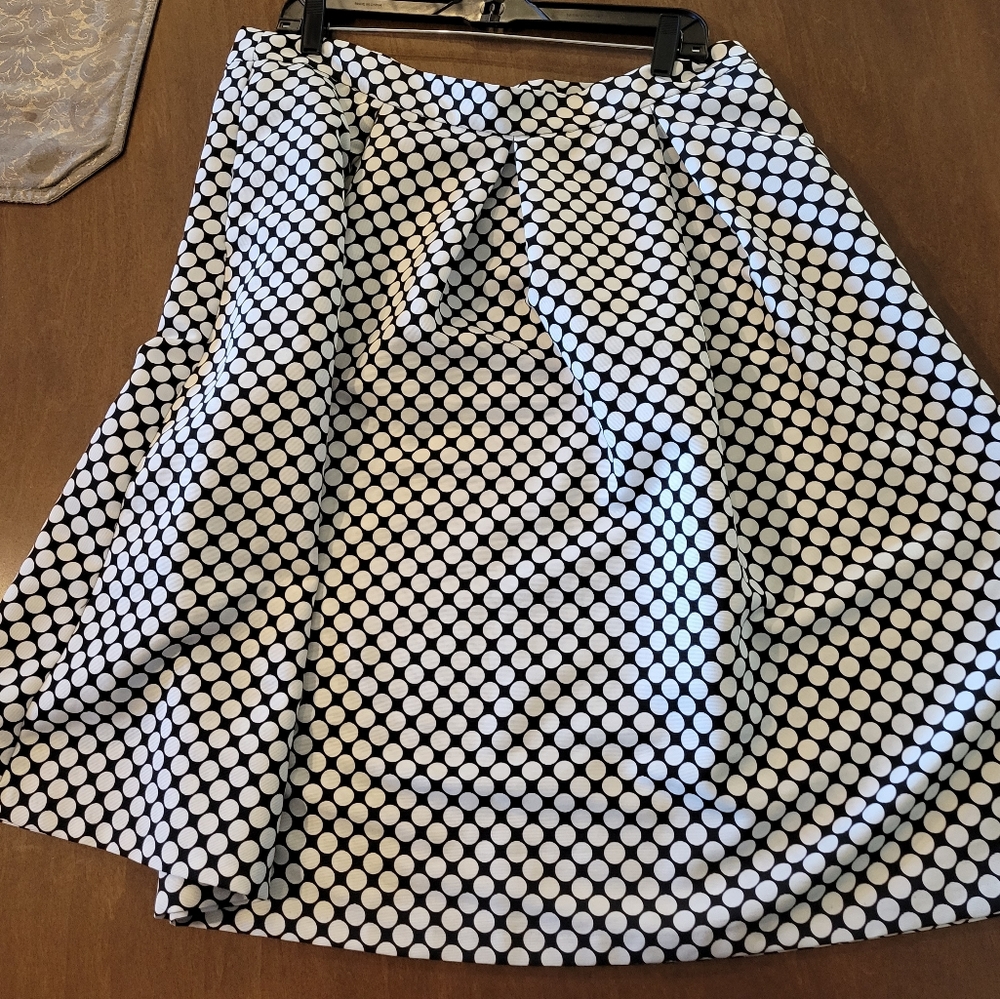 Polka Dot Skirt - Picture 4 of 7
